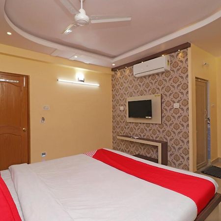 Oyo 30341 Hotel Nilachal Krishnanagar Dış mekan fotoğraf