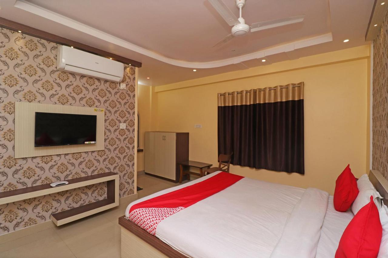 Oyo 30341 Hotel Nilachal Krishnanagar Dış mekan fotoğraf