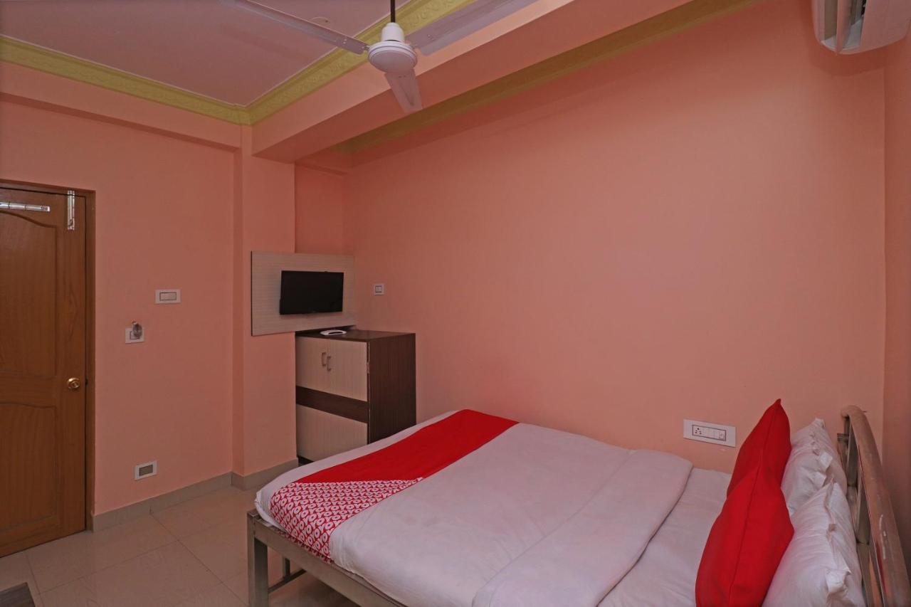 Oyo 30341 Hotel Nilachal Krishnanagar Dış mekan fotoğraf