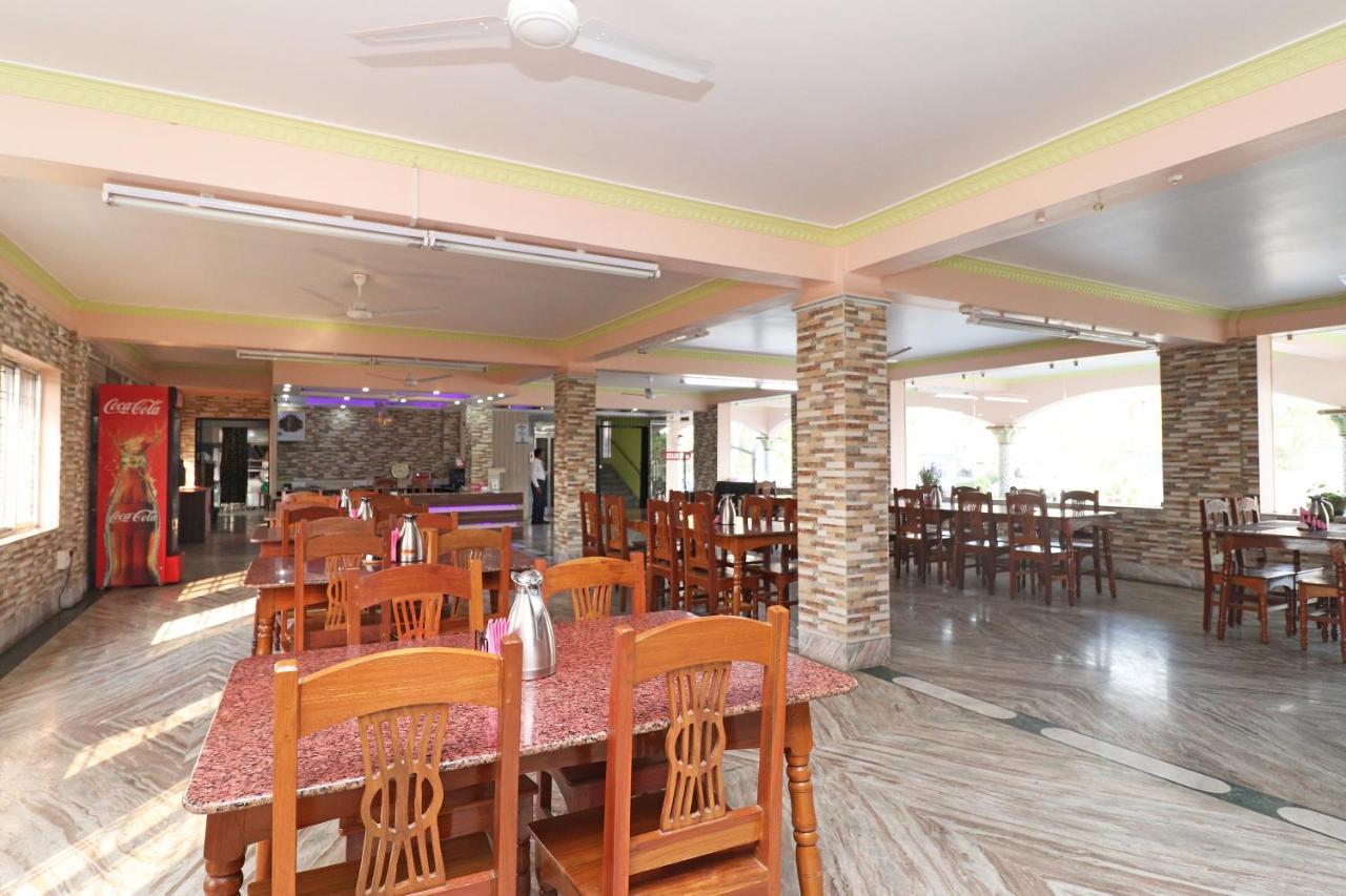 Oyo 30341 Hotel Nilachal Krishnanagar Dış mekan fotoğraf