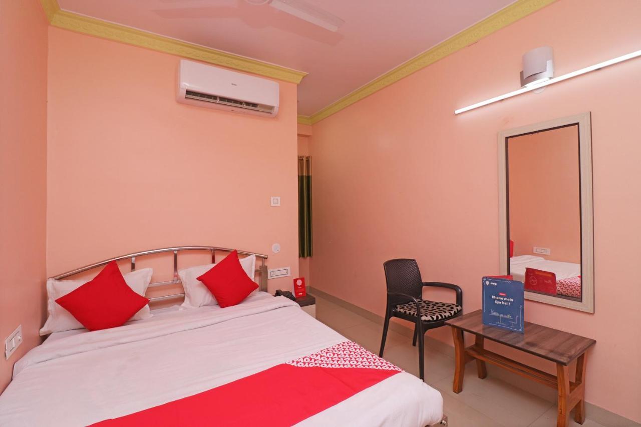 Oyo 30341 Hotel Nilachal Krishnanagar Dış mekan fotoğraf